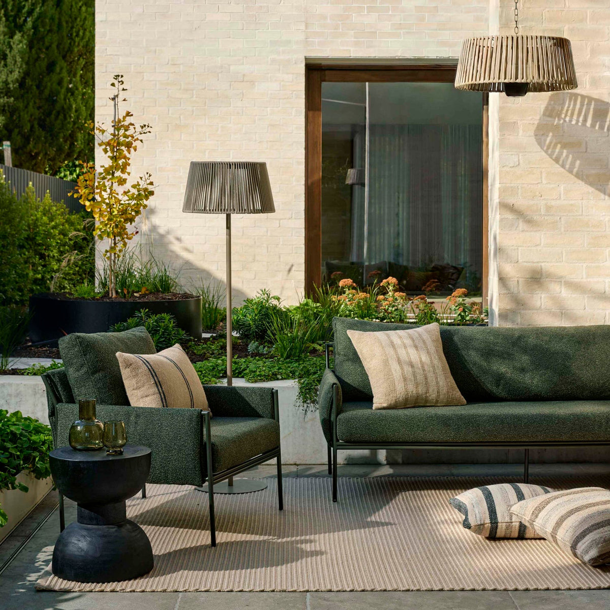 Renly Outdoor Sofa Green