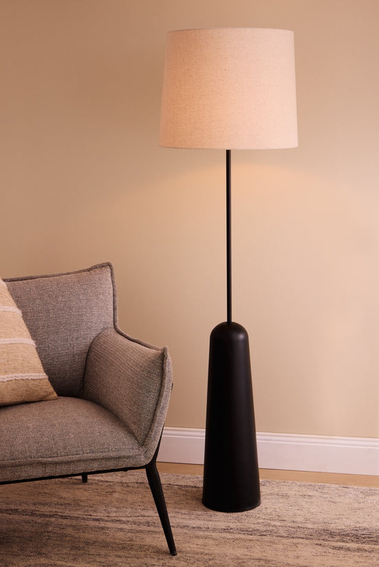 Rylan Floor Lamp Black